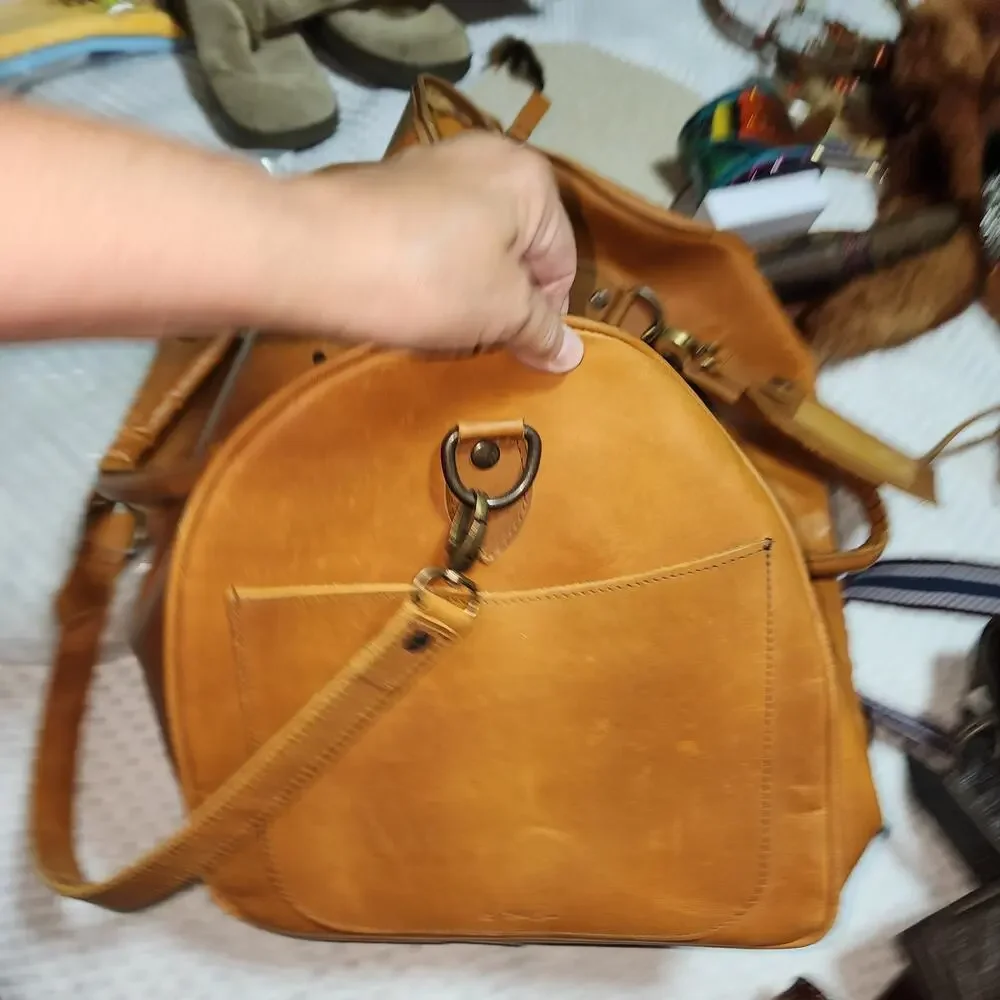 CORELA EUC GENUINE LEATHER WEEKENDER BAG